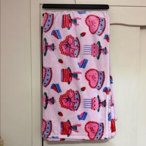 Envogue Pink Heart & Cake Plush Throw Blanket